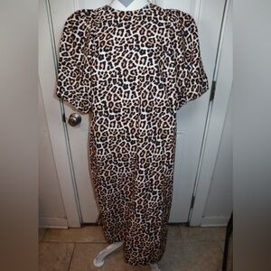 H&M stunning Puff-sleeved maxi dress SIZE MEDIUM